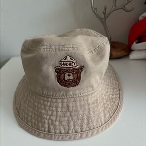 🤎Smokey Bear Bucket Hat – Khaki – Adjustable Strap – Very Good Condition
